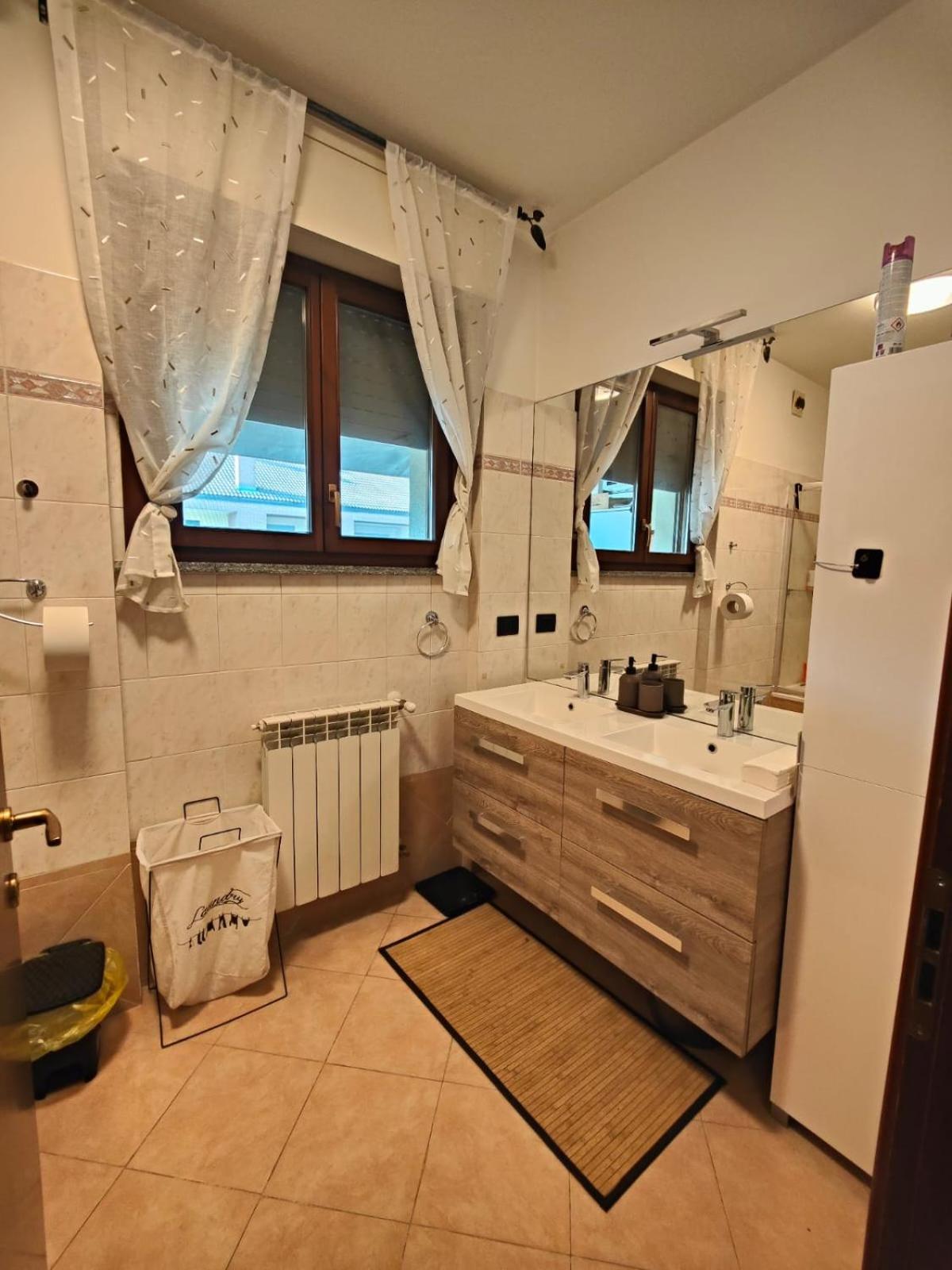 רוצאנו "Come A Casa" - Appartamento Gigi - Self Check In - Ospedale Humanitas - Forum Assago - Tram15 מראה חיצוני תמונה